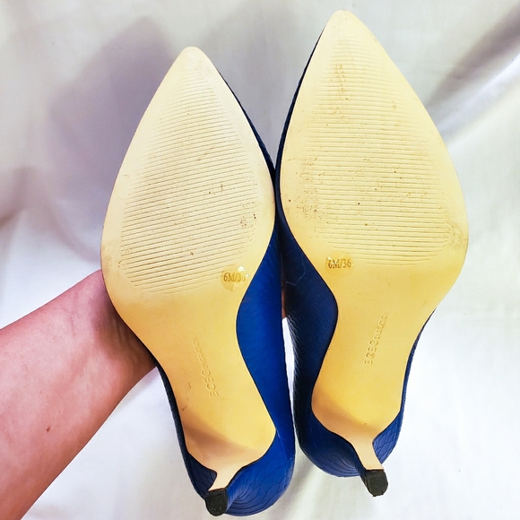 BCBGeneration purple faux snakeskin leather pump 6 - Picture 5 of 8